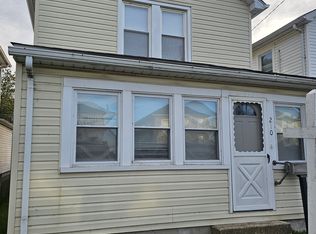 210 Center St, Dundalk, MD 21222