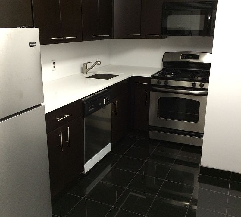 1st image of 240 E 90th St APT 1D