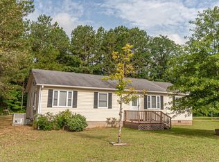 1410 Peach St, Selmer, TN 38375