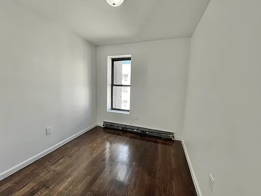 Rented by New Amsterdam Realty Group | media 6