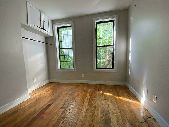 4th image of 77 Jefferson Ave #4L