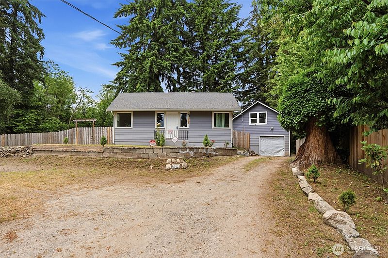 2nd image of 3706 W Arsenal