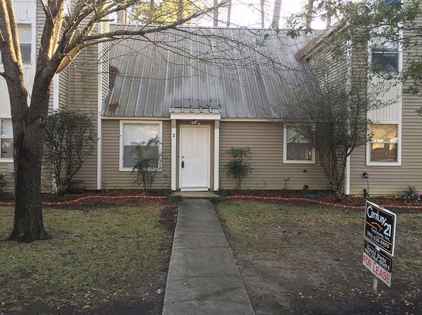 637 Village Ln S UNIT 1-3