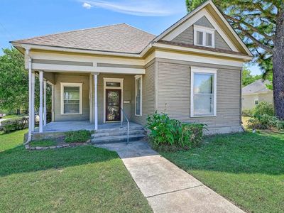 700 W Monterey St, Denison, TX, 75020