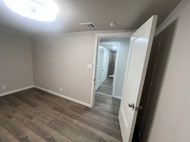 314 Williams St — Photo 3