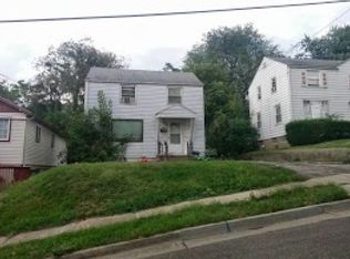 1137 Smithfarm Ave, Akron, OH