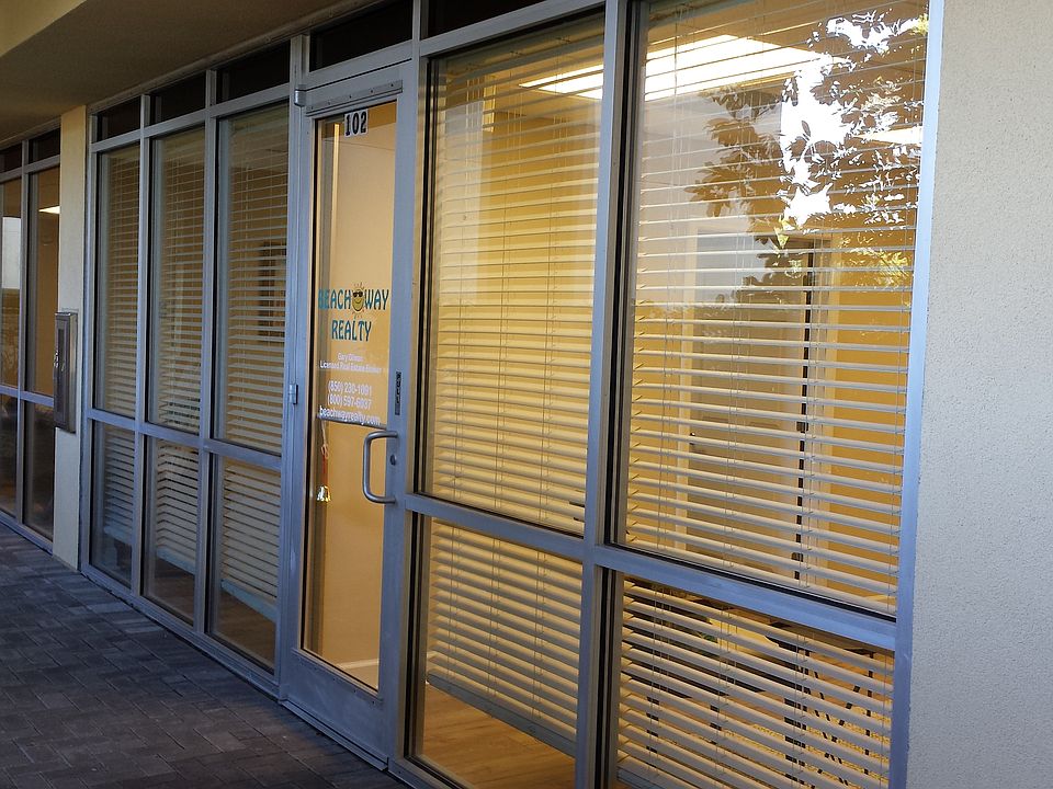 1st image of 1732 W County Highway 30a Unit 105