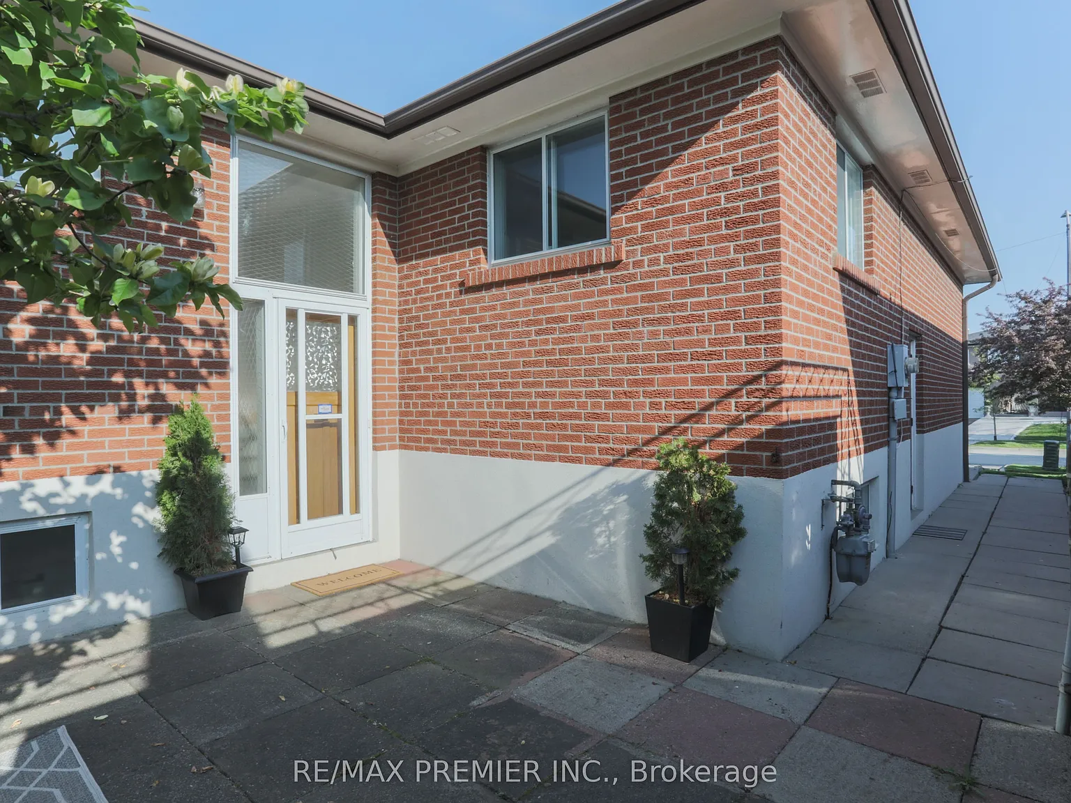 2 bed, $1,925 — Photo 2
