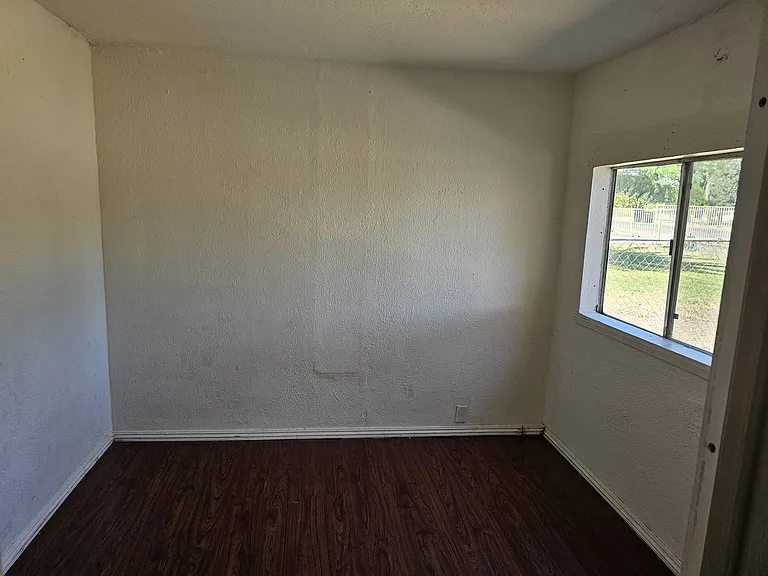 8715 Blossom Ave — Photo 11