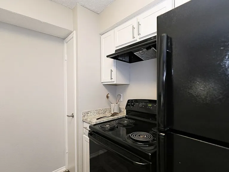City Summit Apartments — Photo 65