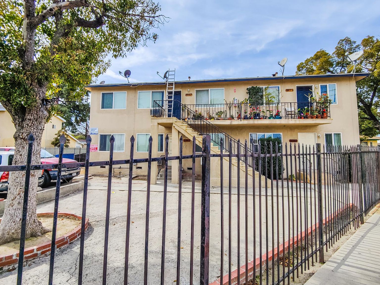 5969 Whitnall Hwy #5969, North Hollywood, CA 91601 | Zillow