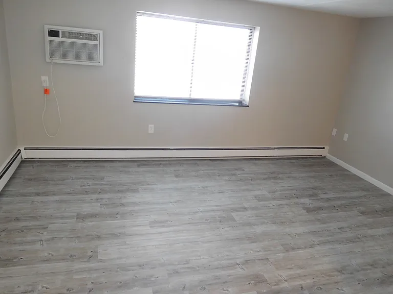 12 Cottage Ct — Photo 8