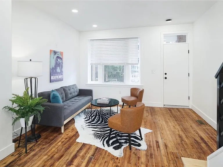 1424 S Marston St — Photo 2