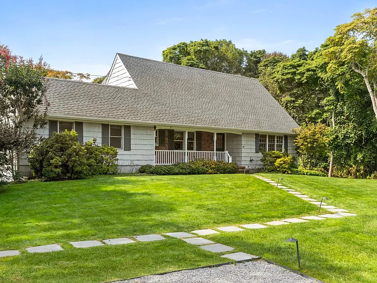 101 Sebonac Inlet Rd — Photo 2