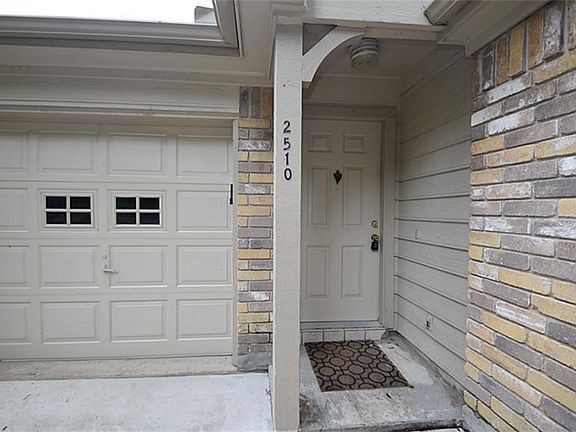 2nd image of 2510 Lakefield Way
