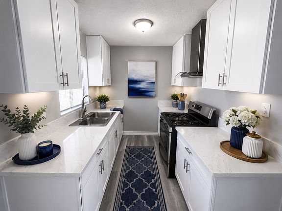 2nd image of 8831 Rosecrans Ave APT 17