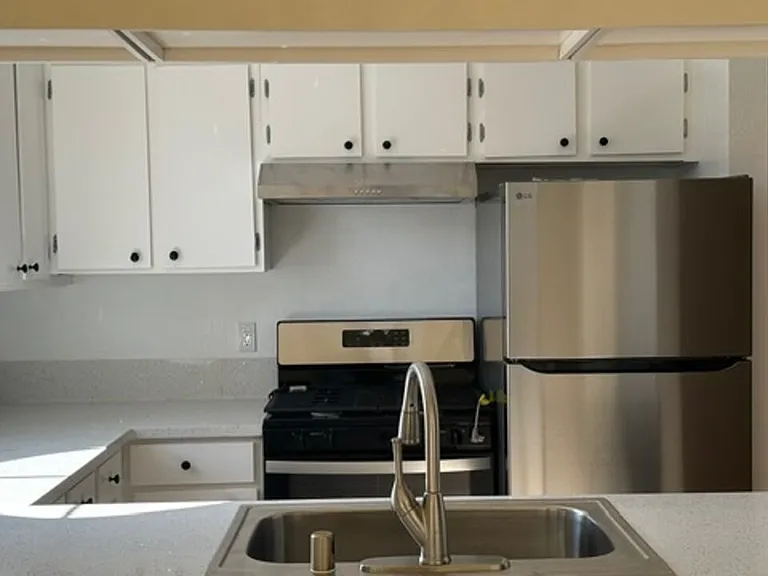1212 Arapahoe St #305 — Photo 14