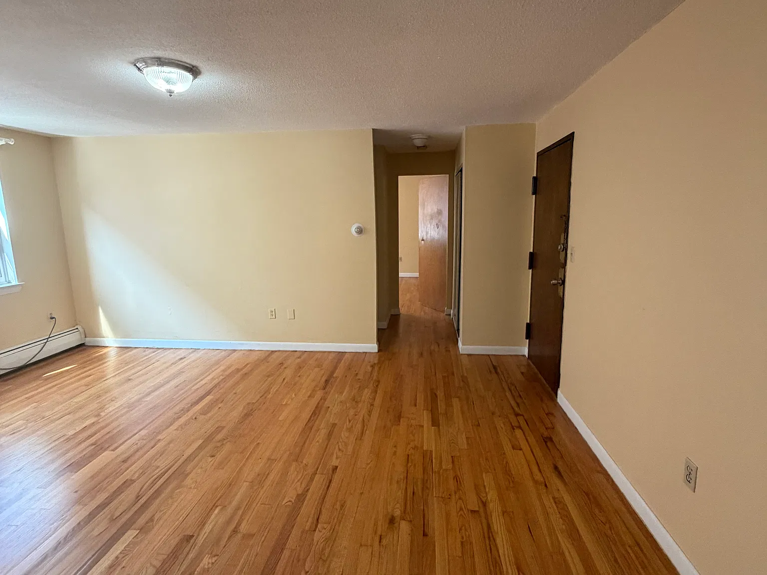 1 bed, 612 sqft, $1,300 — Photo 1