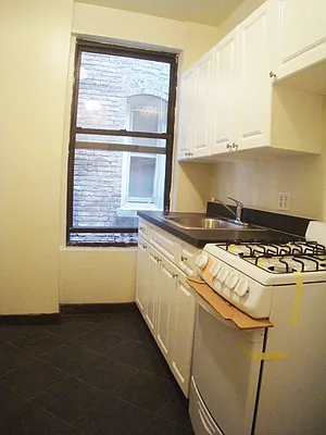 Rented by DSA Realty Midtown West | media 21