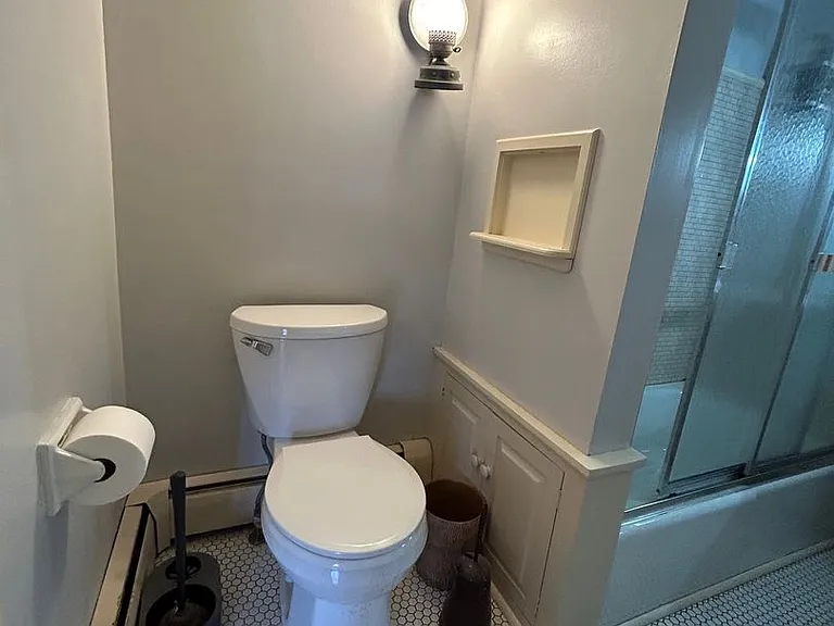 33 Washington St — Photo 10
