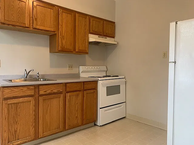 1948 Green St - 4