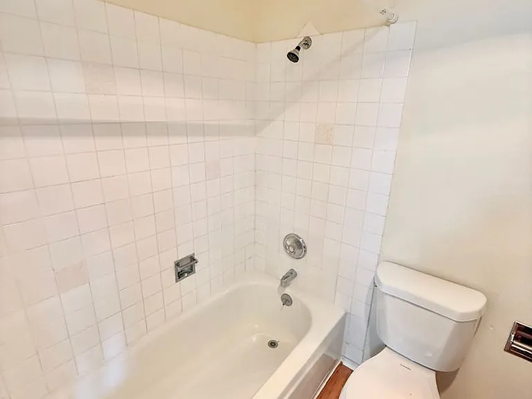 4259 TM Husky Villas LLC — Photo 18