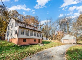 65 Taylor Rd, Etters, PA 17319