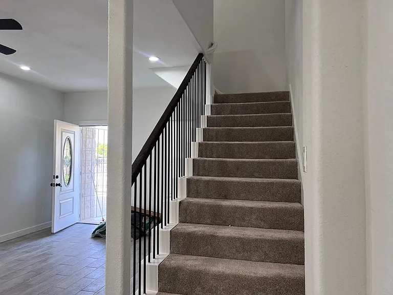 9210 Martell St — Photo 11