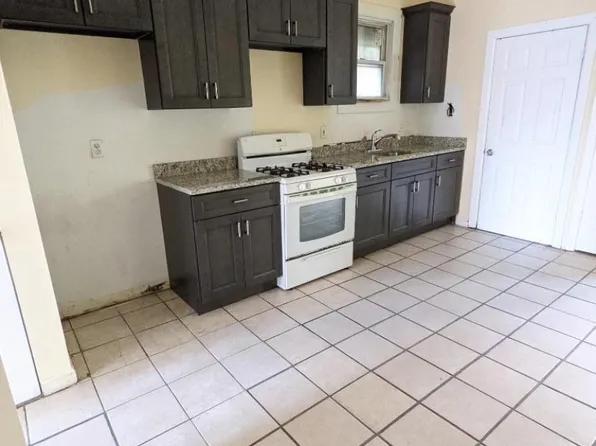 339 Howe Ave, Passaic City, NJ 07055