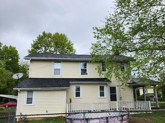 2nd image of 316 Forest St
