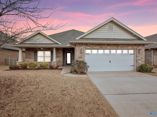 404 Bay Tree Ln SW, Huntsville, AL 35824
