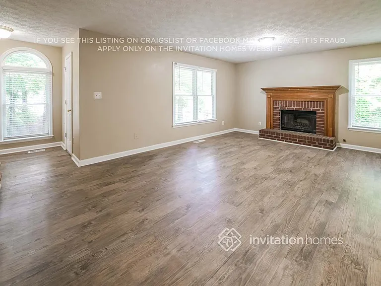 83 Mill Pointe Pl — Photo 6