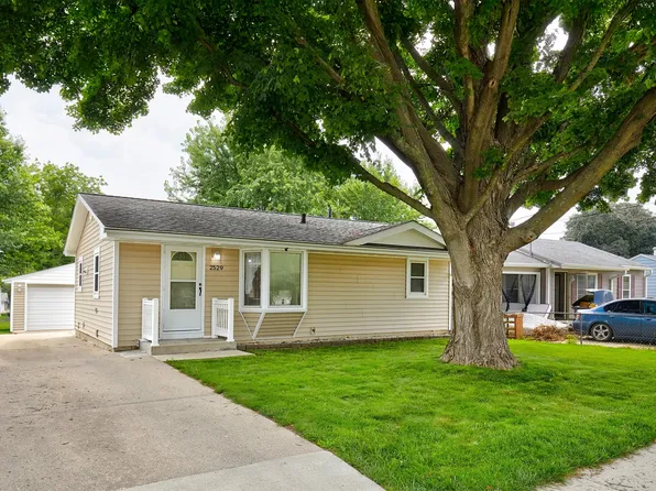 2529 Williams St, Des Moines, IA 50317