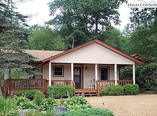 74 Overlook Rd, Newland, NC 28657