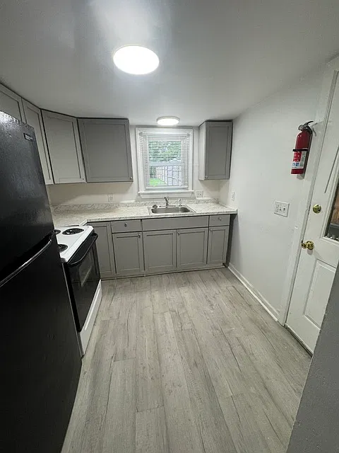 117 King Street - 1 — Photo 2