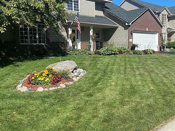 3rd image of 8998 Belvedere Dr