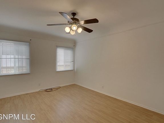 5th image of 7950 W 4th St
