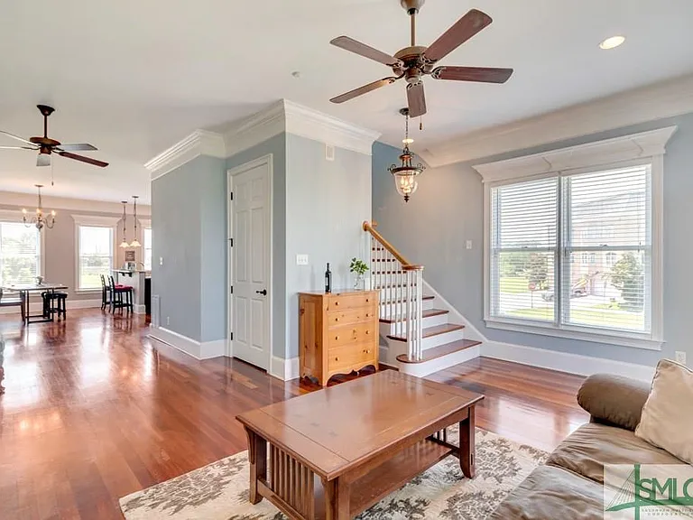 416 Legends Ct — Photo 7