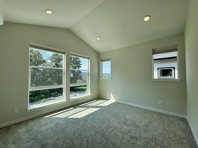 4255 Aberdeen Way NE — Photo 16