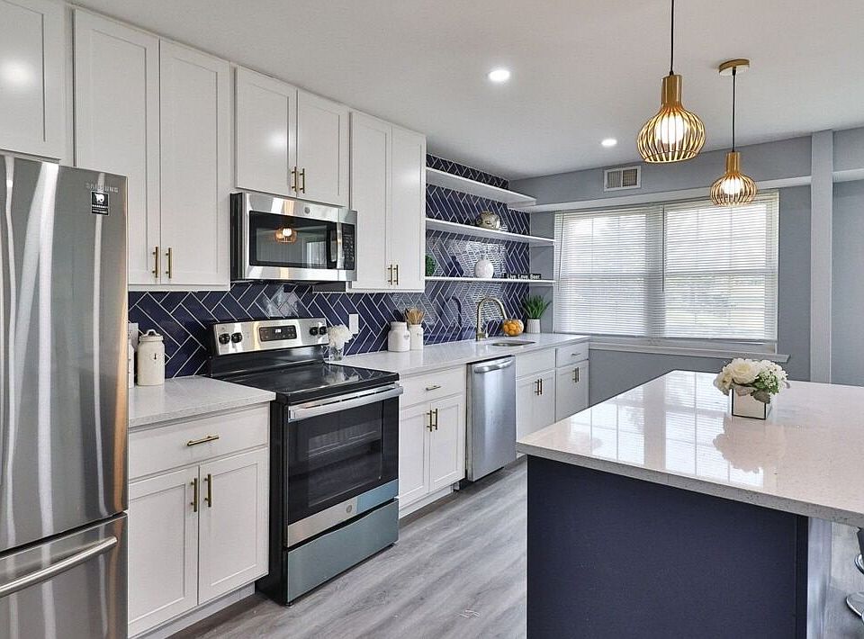 Kitchen-newly renovated