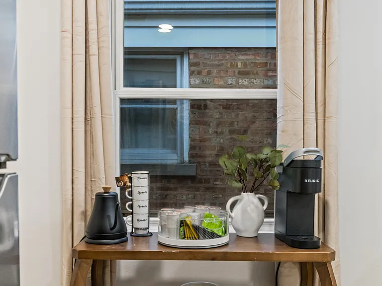 S 52nd Ct — Photo 24