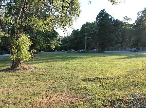 4th image of 2801 Gardner Park Dr