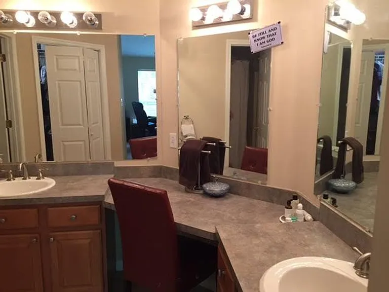 202 Concord Rd — Photo 5
