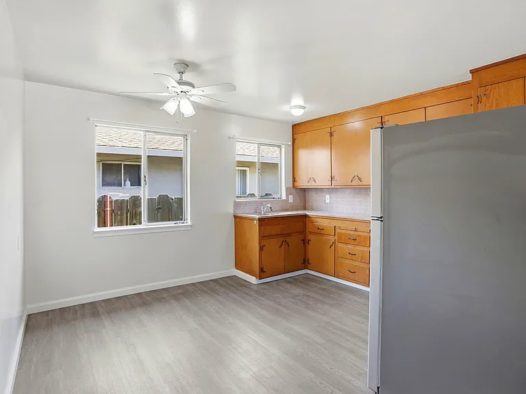 2105 Royal Dr #1 — Photo 10