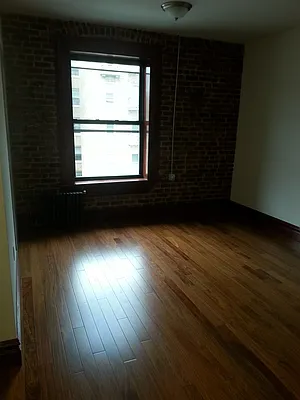 Rented by Allen Harris, LREB | media 5