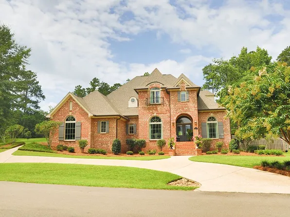 4 Katyford Dr, Laurel, MS 39443