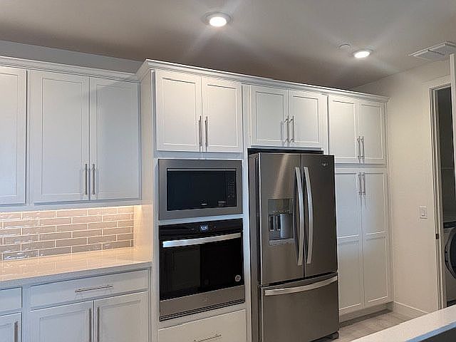 2nd image of 2121 W Sonoran Desert Dr #102
