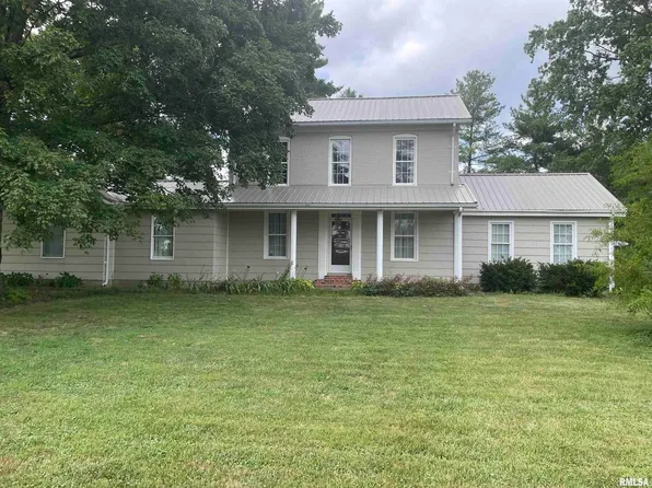 1065 Cemetery Rd, Sandoval, IL 62882