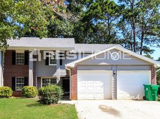 2076 Corners Circle Trce, Lithonia, GA 30058