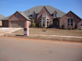 14808 Stone Manor Dr, Oklahoma City, OK 73142